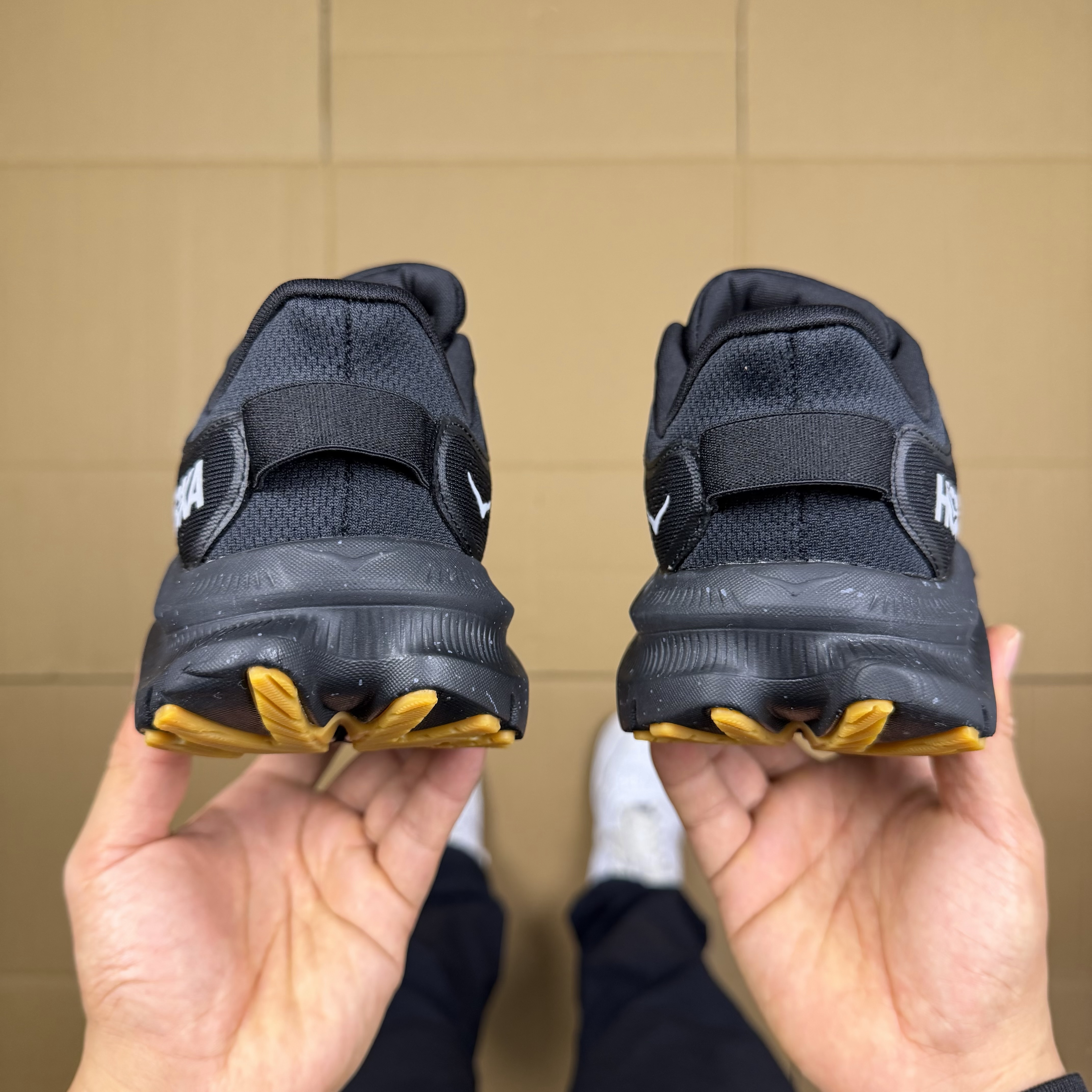 Hoka One One Kawaha 2