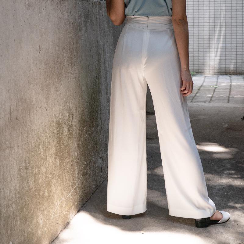 (SOLD OUT)1930s Style High Waist Wide Legged Trousers- White (FM099)