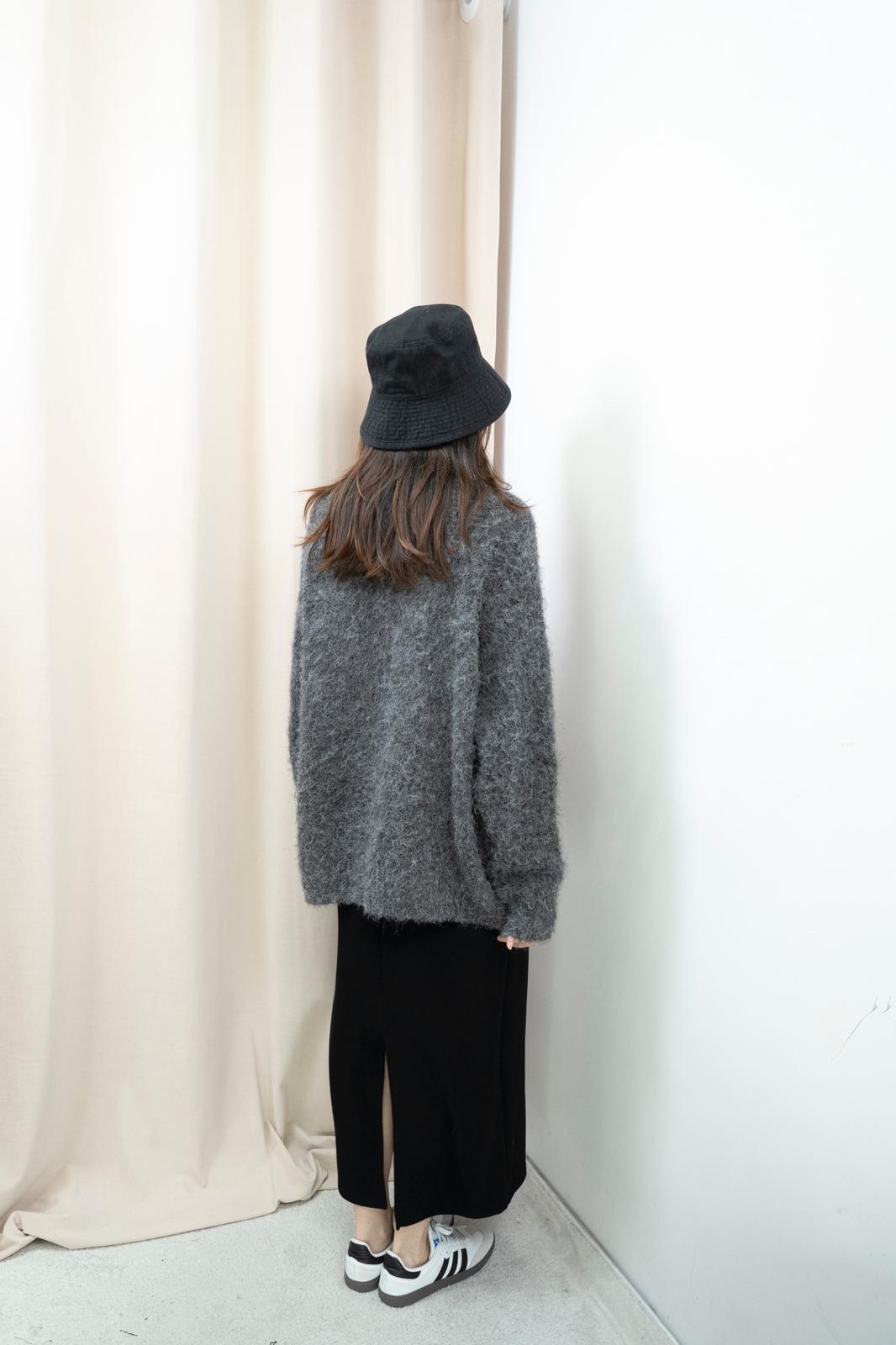 馬海毛鬆鬆針織毛衣（灰色）