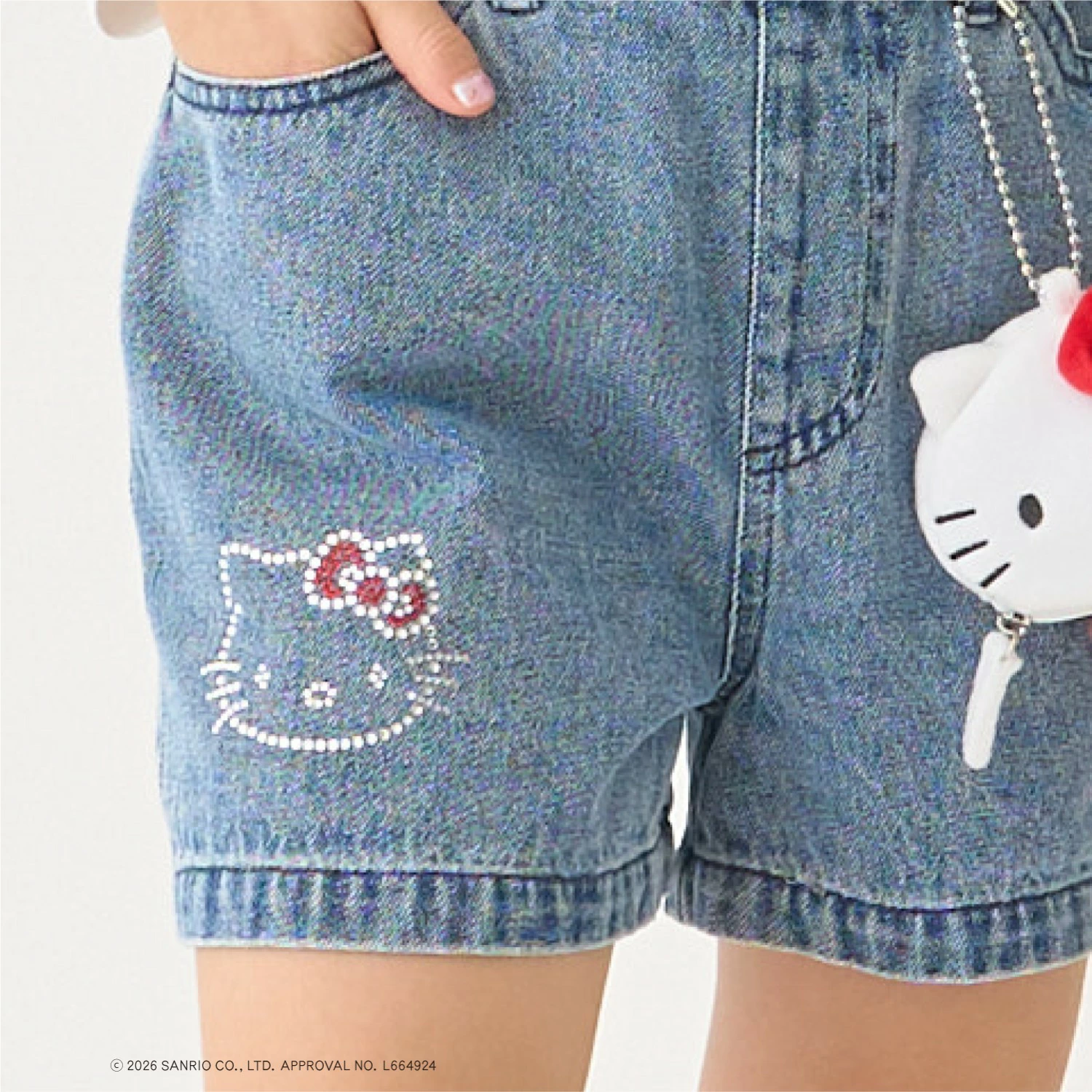 🆕【⭐訂購⭐】🌀🇯🇵 日本直送 #Sanrio 水鑽 刺繡 牛仔短褲  [3款選] 🌀 [ELFA-0122][260714]