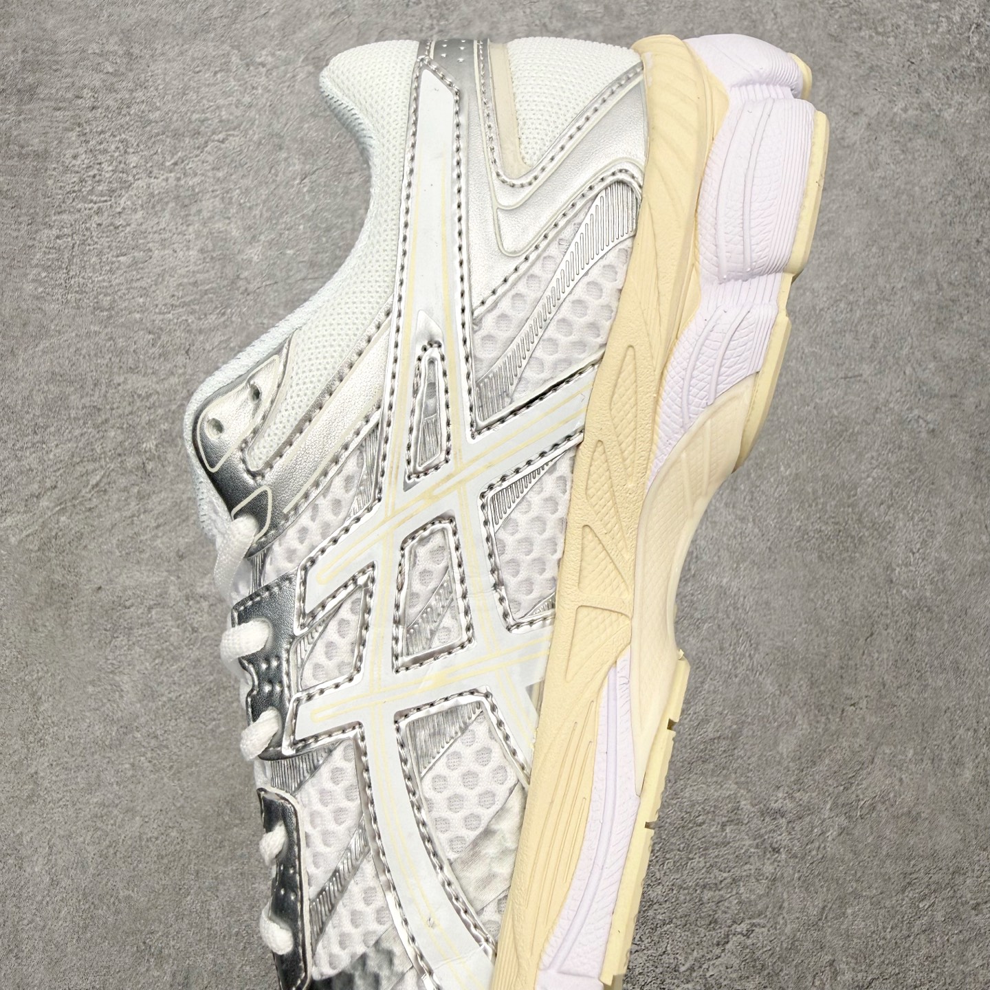 Asics Gel-Cumulus 16