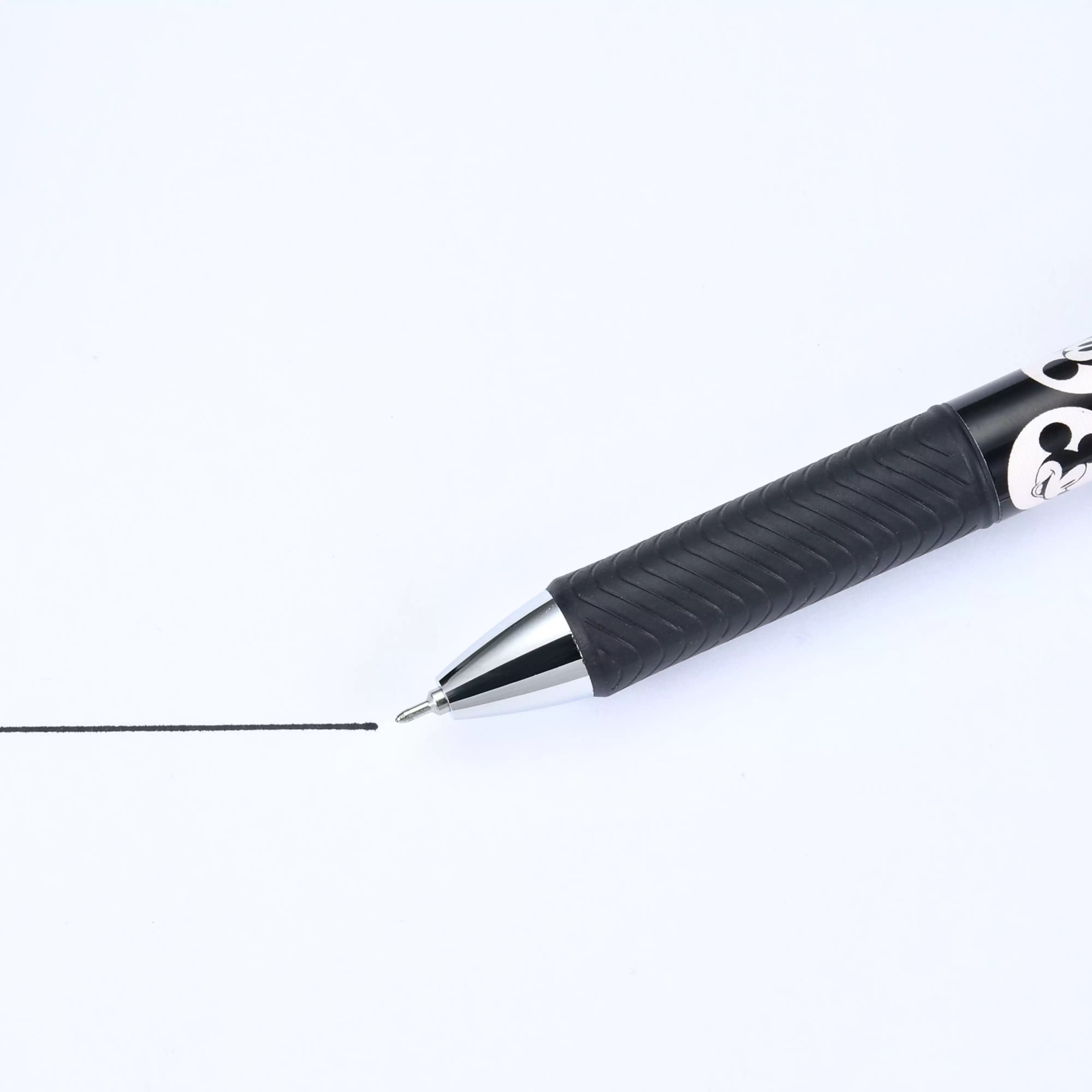 現貨｜【日本 Disney Store 限定】Mickey Mouse 米奇老鼠 日本製 Pentel EnerGel 0.5mm 黑色 啫喱筆 714724
