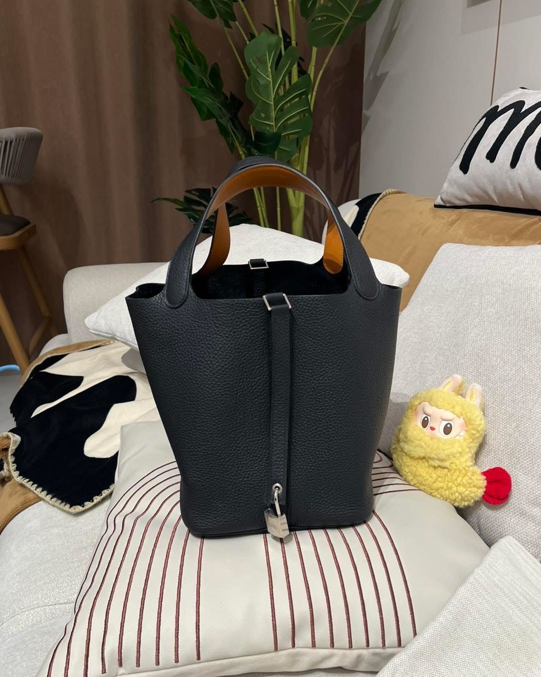 Hermes picotin 22, Stamp A 黑色銀扣 100%Authentic,Unused ✅key lock ✅dust bag ✅box