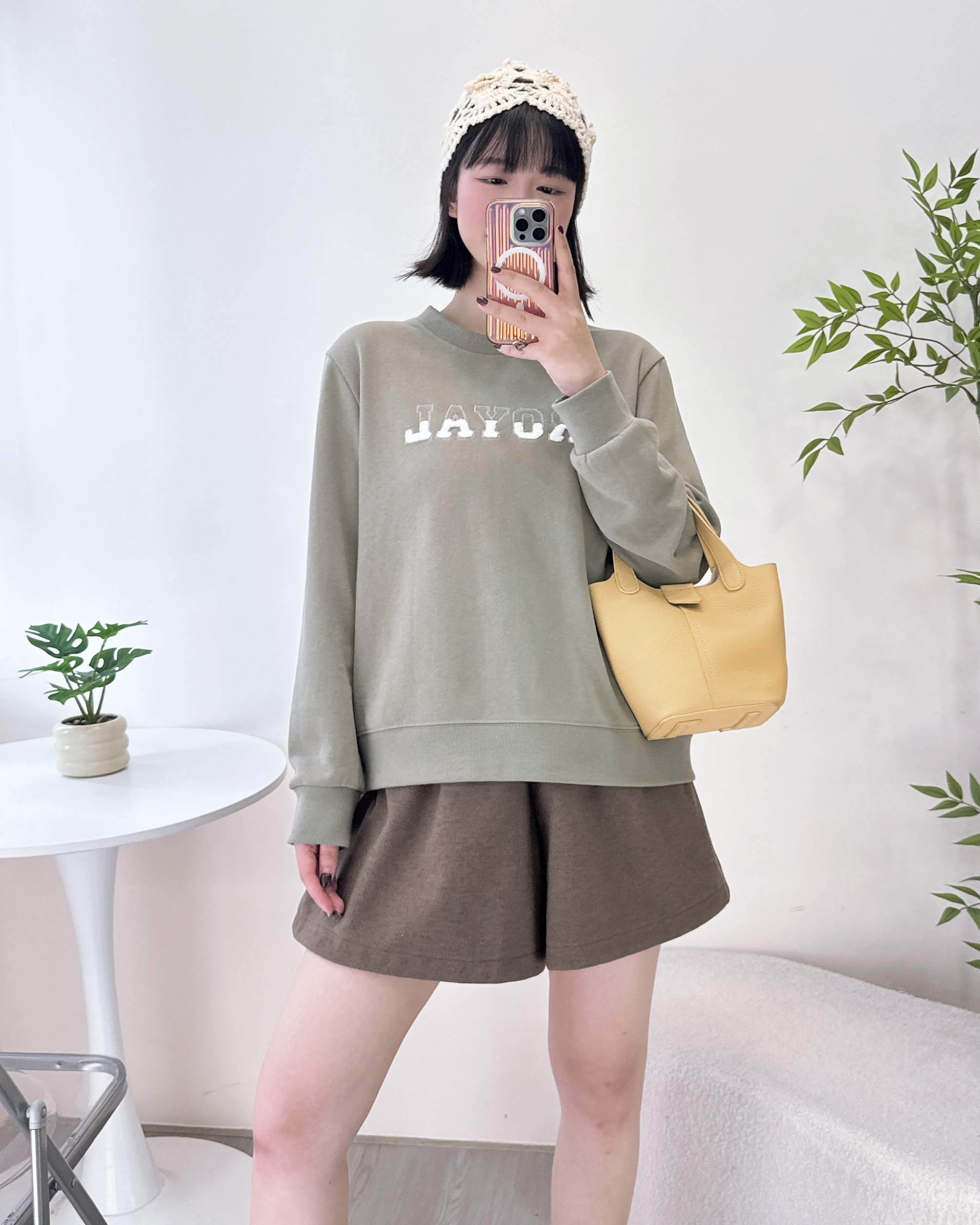 毛毛英字小清新衛衣 3色