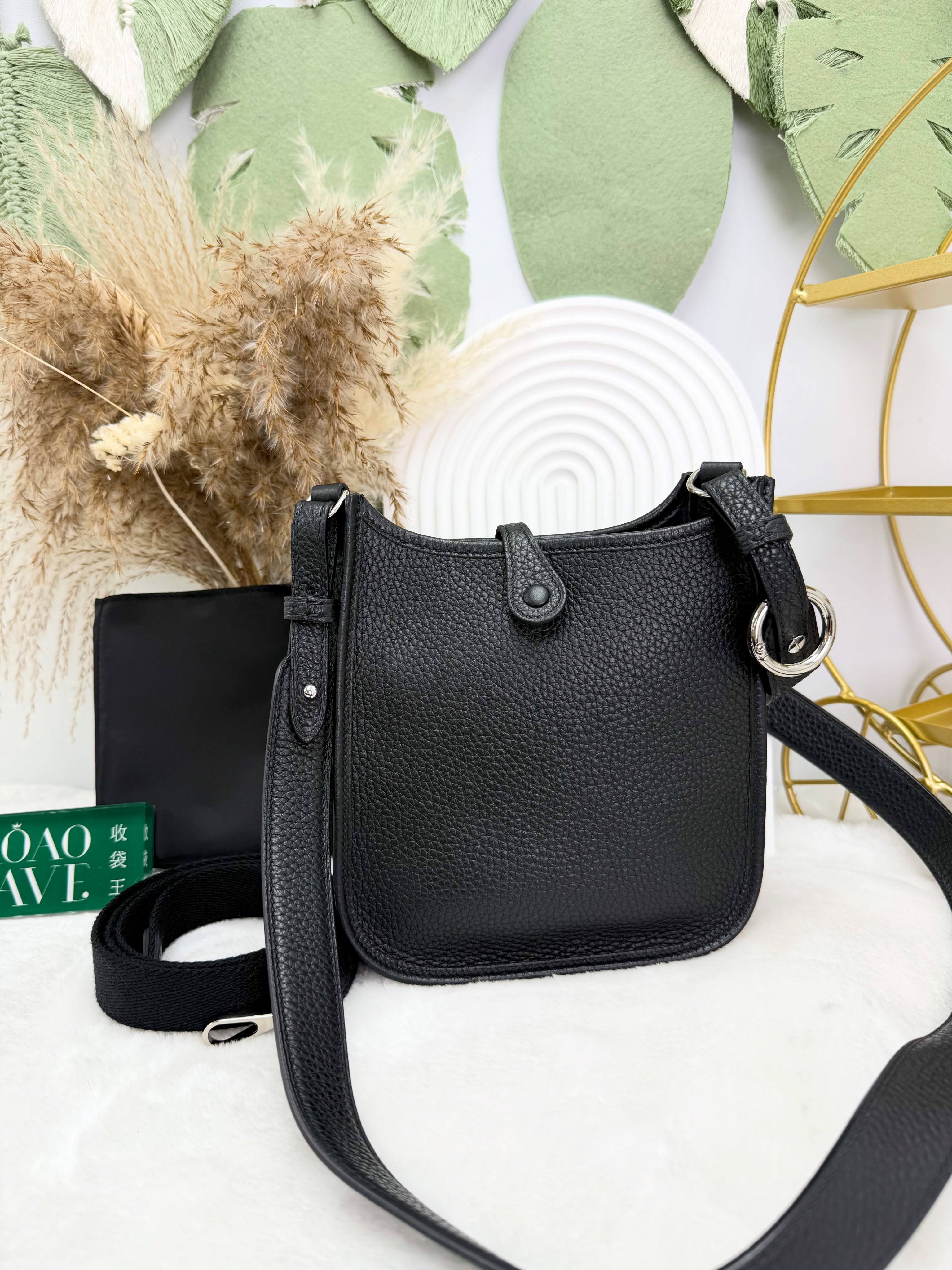 Hermes👜 PRE OWNED 🛍️黑色mini e 全套 有後配肩帶+內袋 🖤