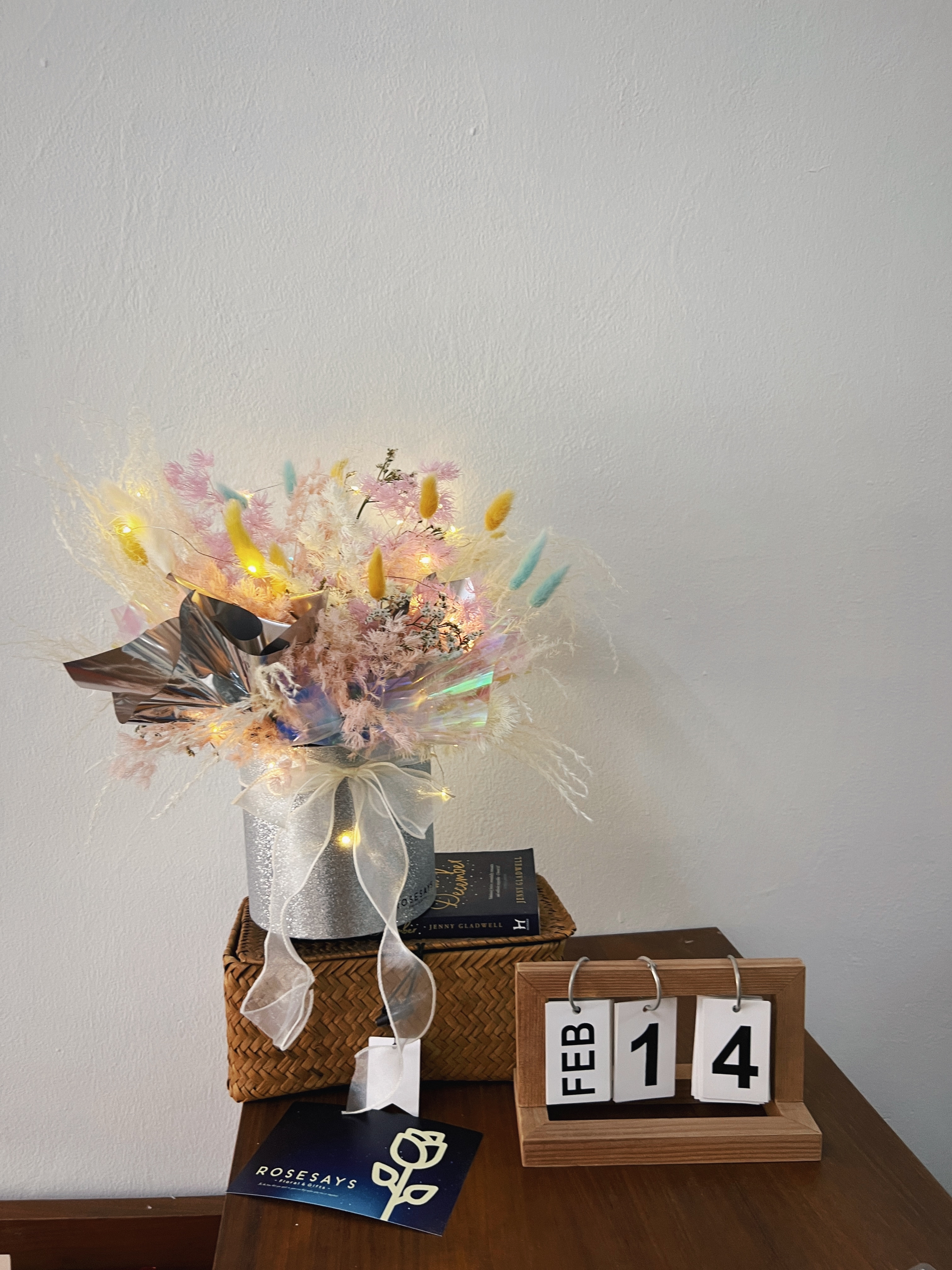 Capture the romance : Firework-Theme 💫