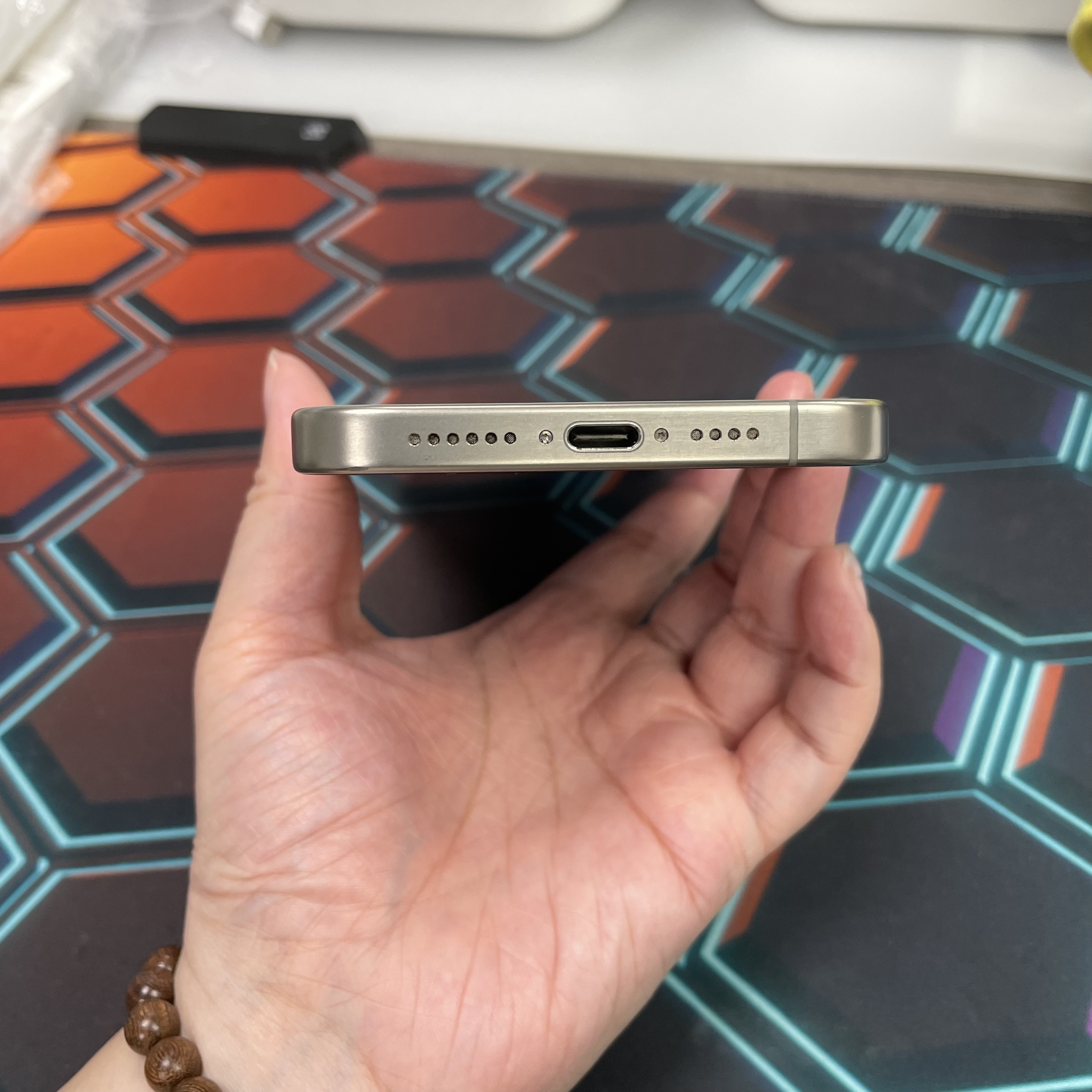 *8023 15 pro max 超靚機 256GB 電83 原色 gray