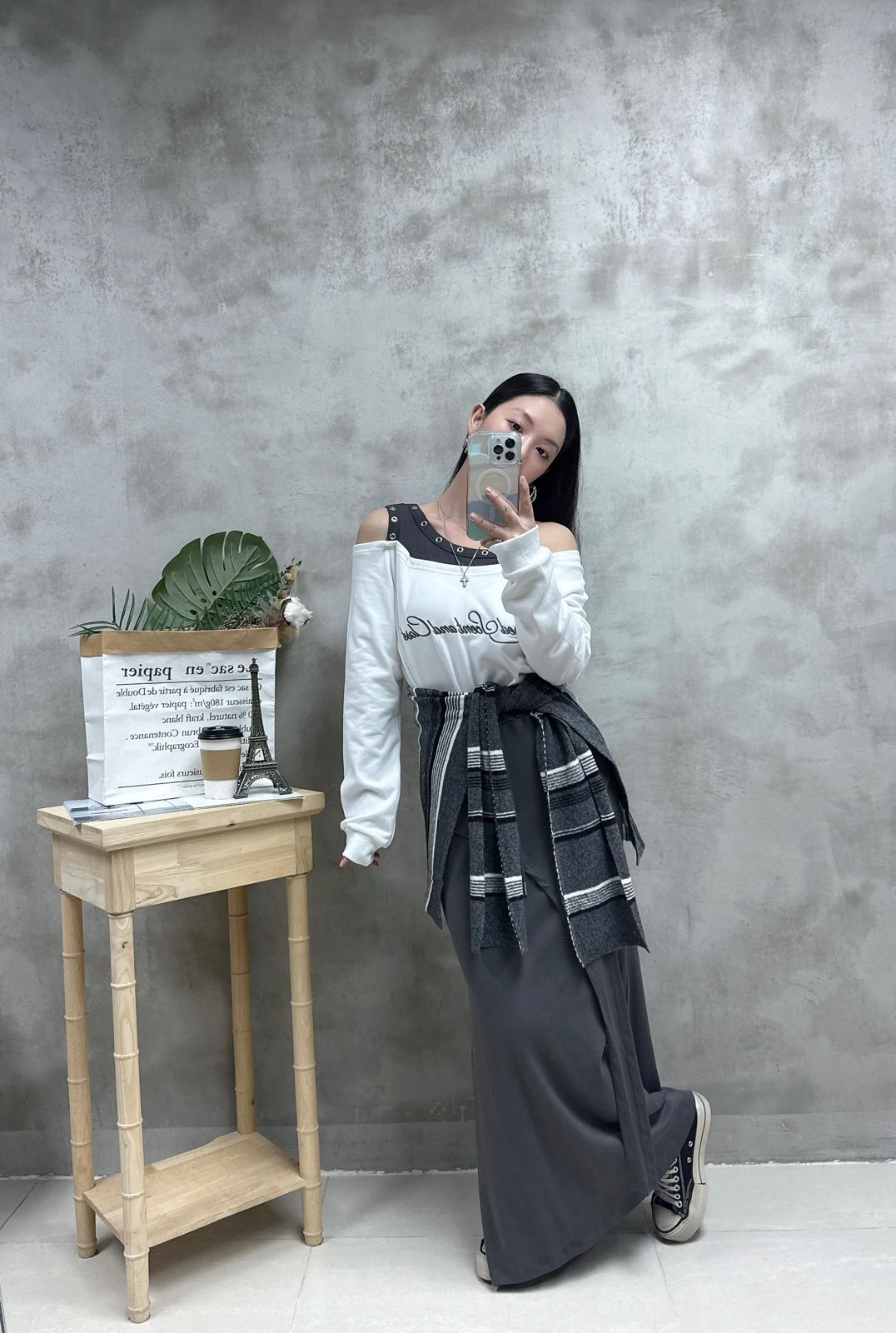 G12 銀圈假兩件刺繡Top