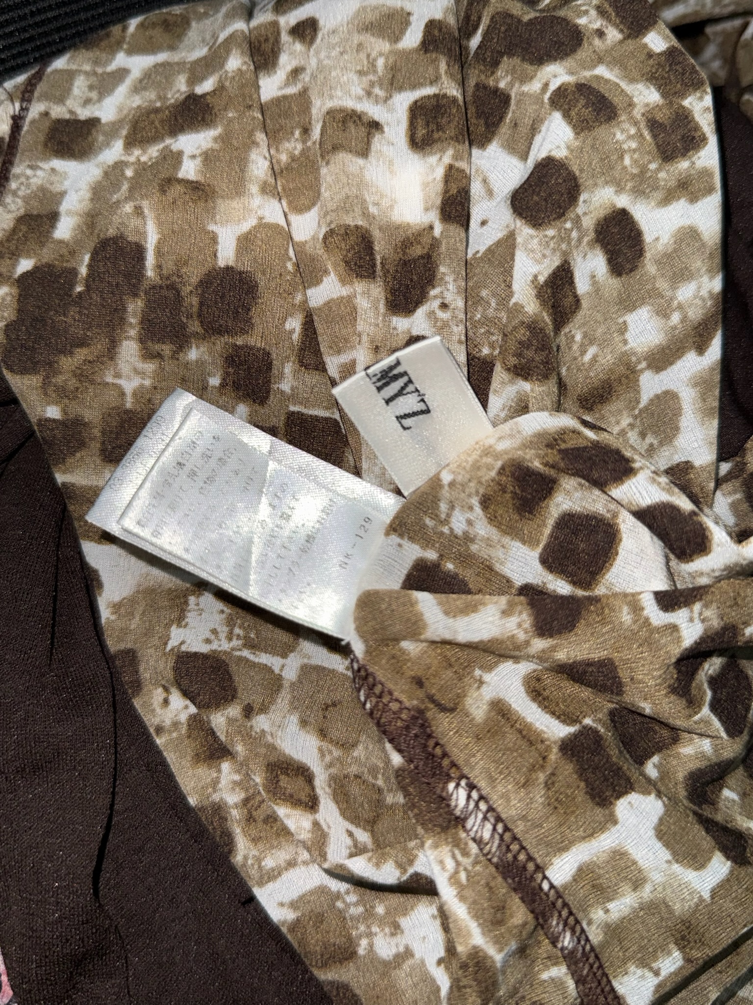 Cropped Bolero Cardigan & Ruffled Geometric Print Tunic