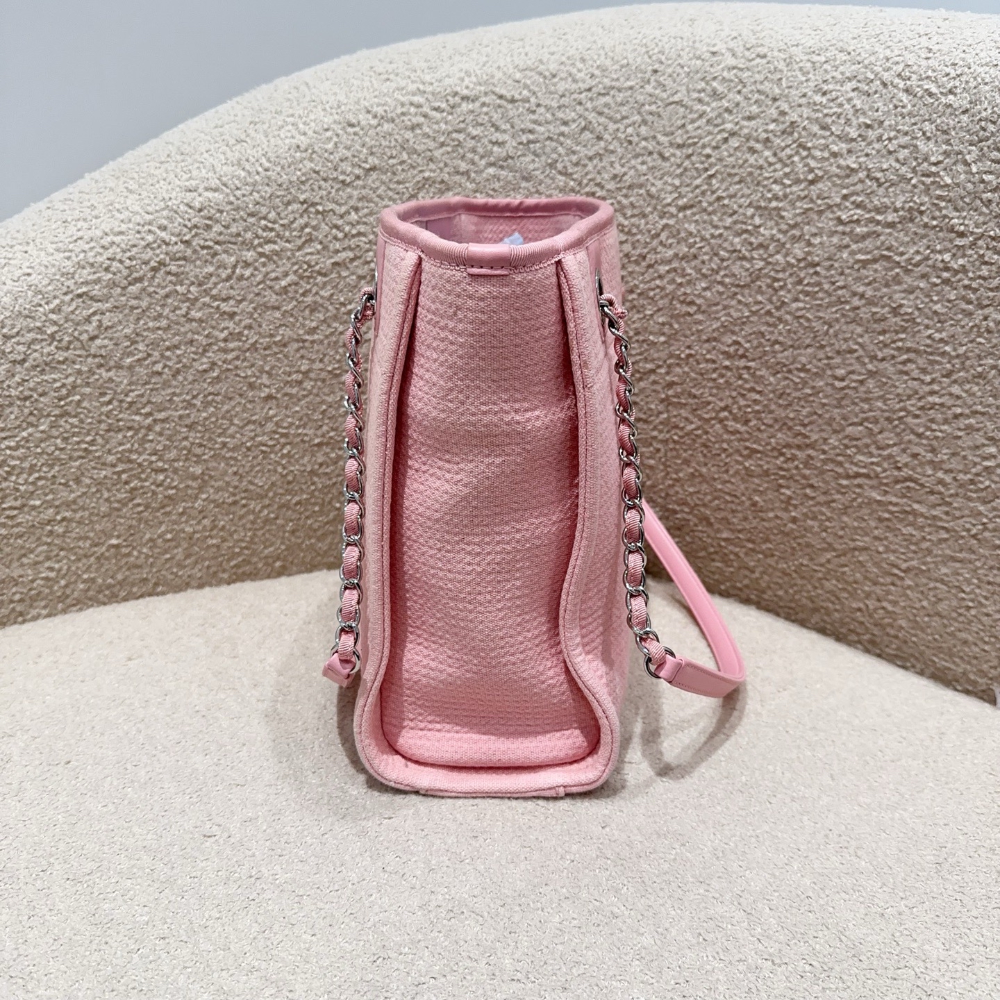 pre owned chanel tote bag