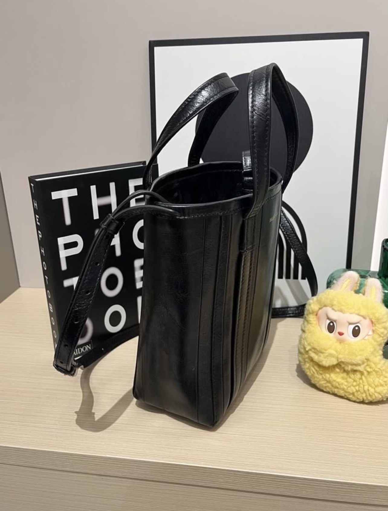 Balenciaga Shoulder Tote Bag Black 100%Authentic, 98%New ✅Dust bag