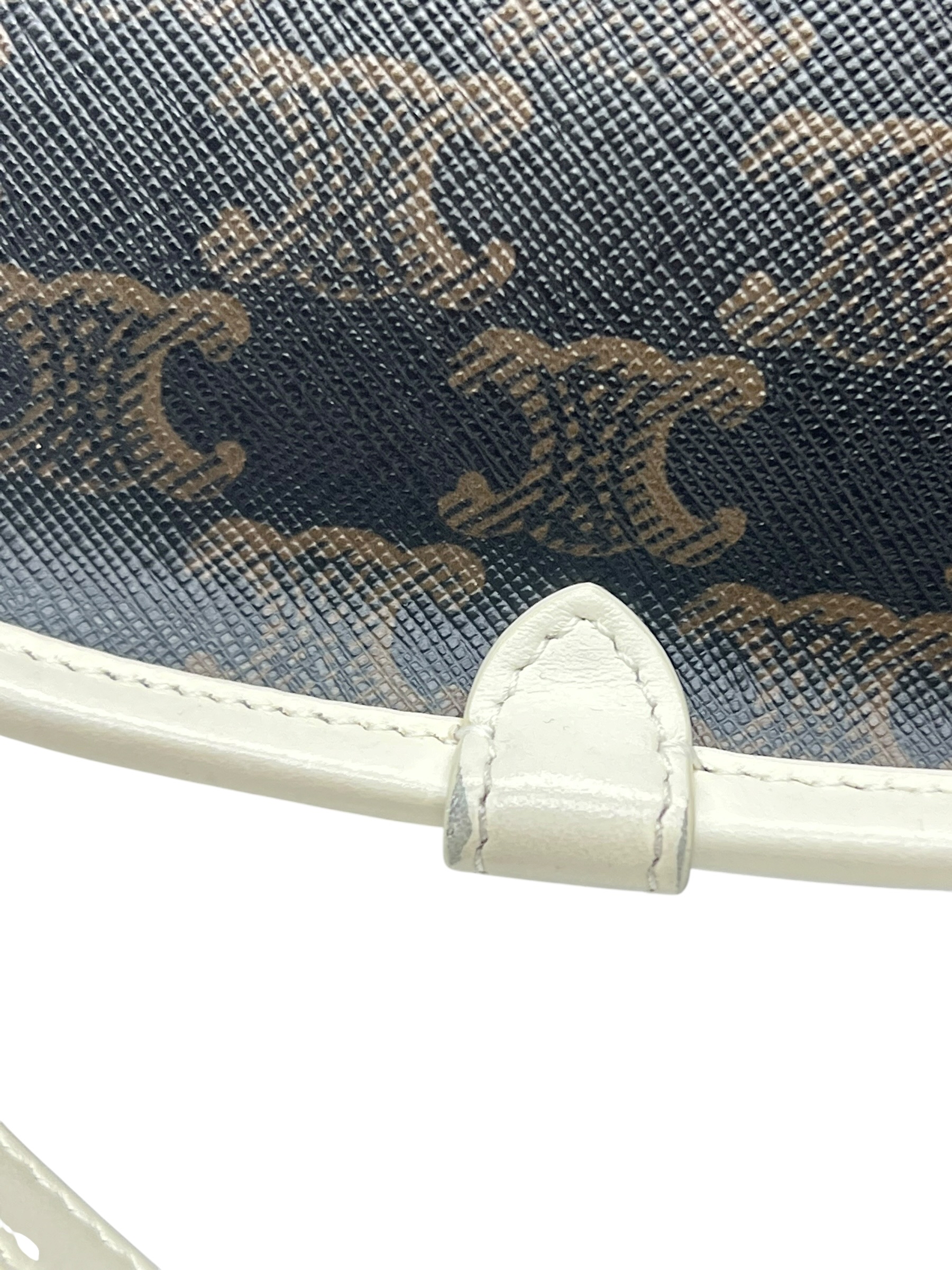 Pre-Owned CELINE Folco / Product Code: 26061004