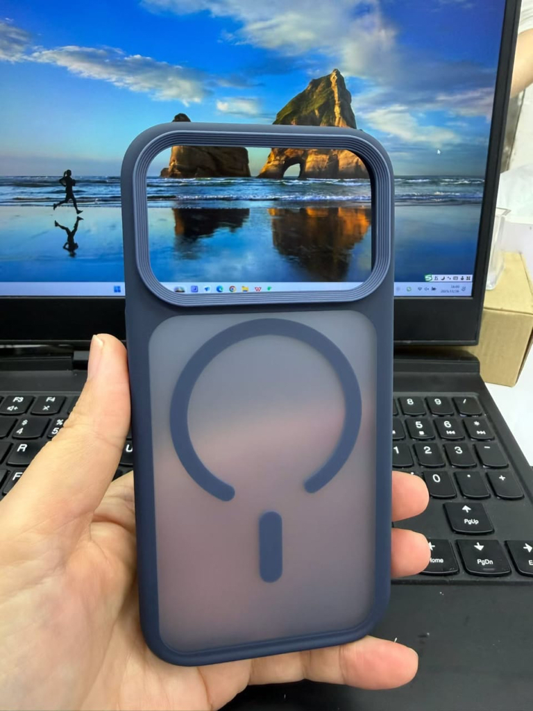 iPhone 17 Pro/ 17 Pro Max 亲肤磨砂MagSafe磁吸壳 | 防指纹防油 | 软边硬背防摔 | 独立相机键